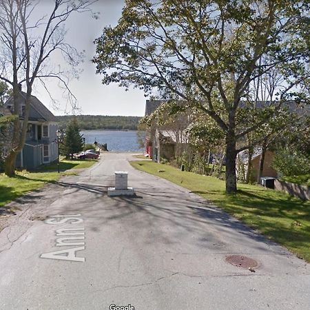 Apartamento Beside The Tulip Tree Shelburne Exterior foto
