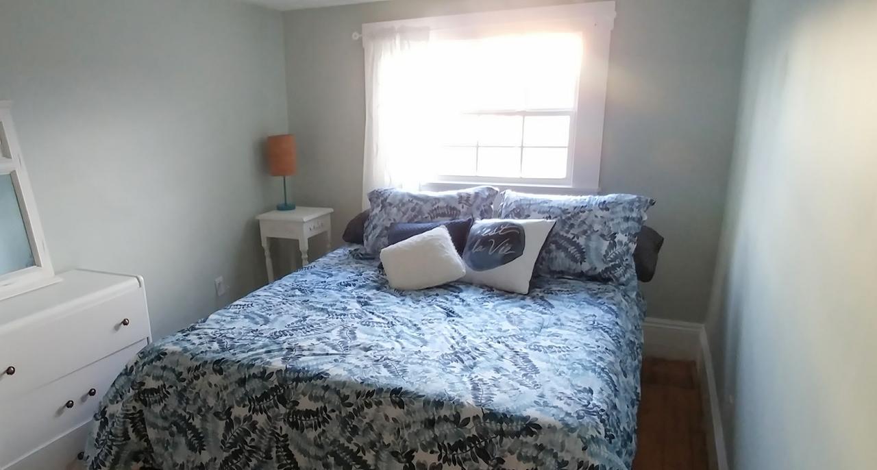 Apartamento Beside The Tulip Tree Shelburne Exterior foto